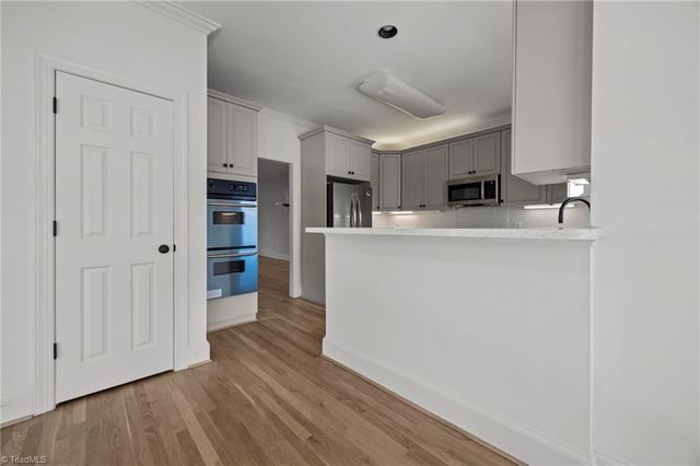 5305 Coveview Court, Greensboro, NC 27407