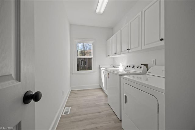 5305 Coveview Court, Greensboro, NC 27407