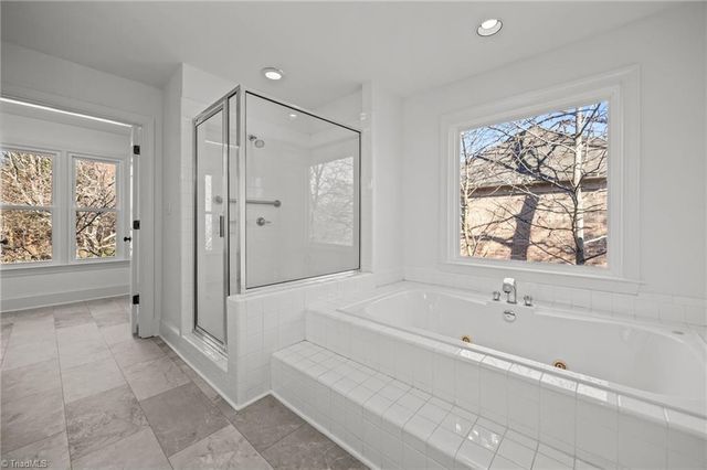 5305 Coveview Court, Greensboro, NC 27407