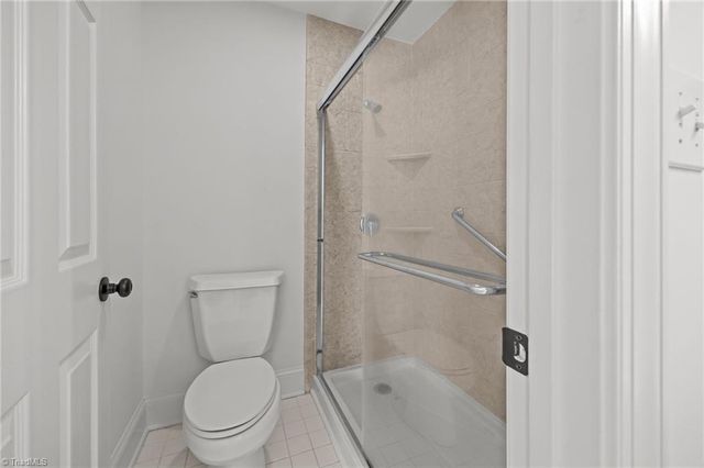 5305 Coveview Court, Greensboro, NC 27407