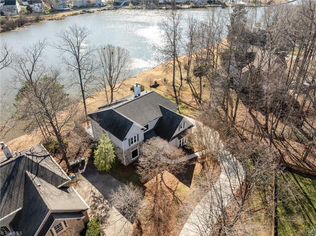 5305 Coveview Court, Greensboro, NC 27407