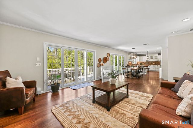 50 Old Farms Road, Glastonbury, CT 06073