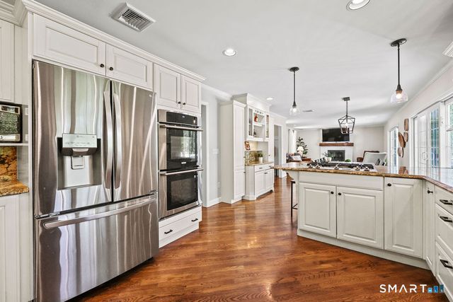 50 Old Farms Road, Glastonbury, CT 06073