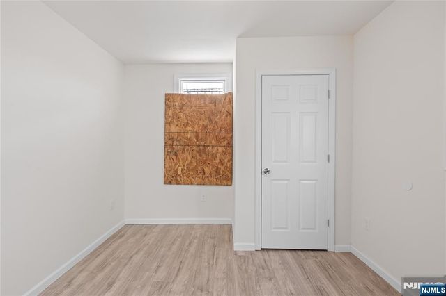 322 New Street, Newark, NJ 07103