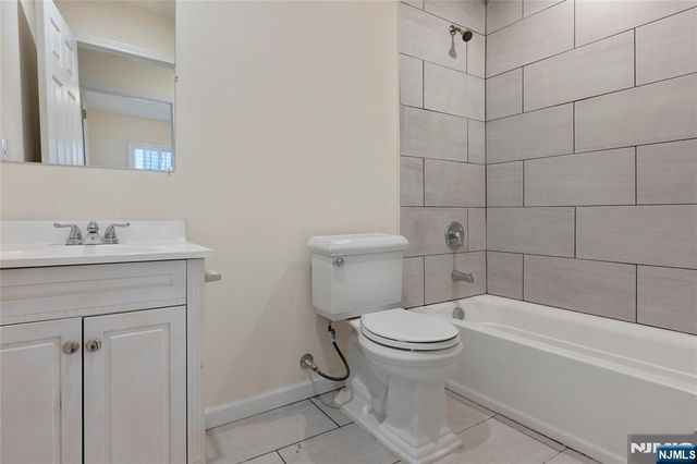 322 New Street, Newark, NJ 07103