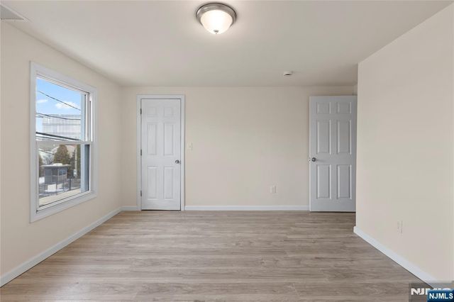 322 New Street, Newark, NJ 07103