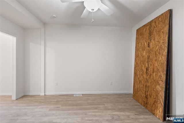 322 New Street, Newark, NJ 07103