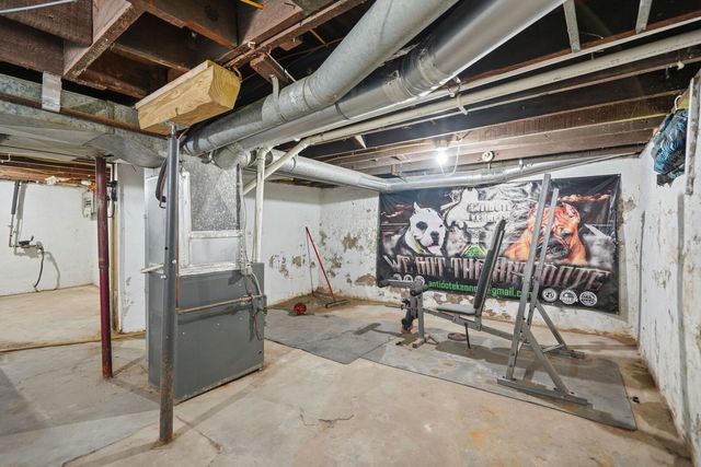 1841 36TH Street, Moline, IL 61265