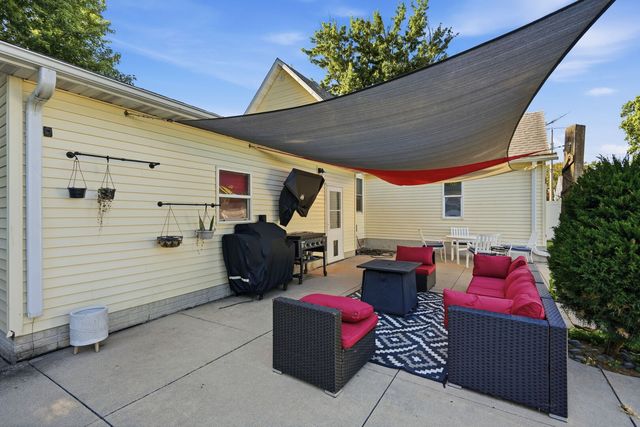 1841 36TH Street, Moline, IL 61265