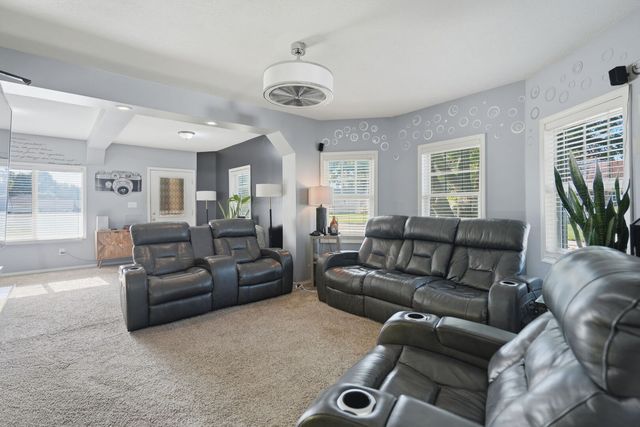 1841 36TH Street, Moline, IL 61265