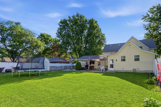 1841 36TH Street, Moline, IL 61265