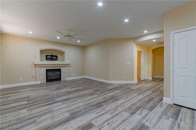 10409 Carmel Mountain Avenue, Las Vegas, NV 89144