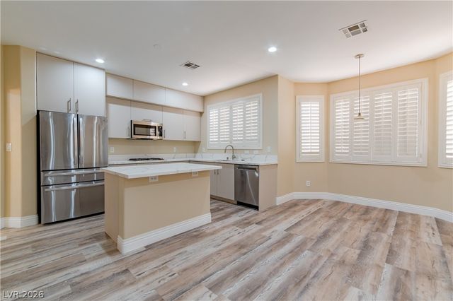 10409 Carmel Mountain Avenue, Las Vegas, NV 89144