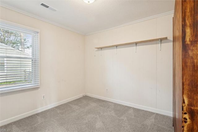 105 Beverly ST, Hampton, VA 23669