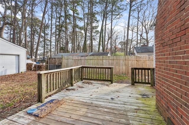 105 Beverly ST, Hampton, VA 23669