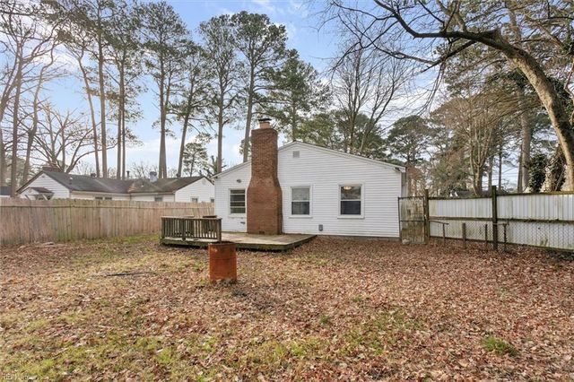 105 Beverly ST, Hampton, VA 23669