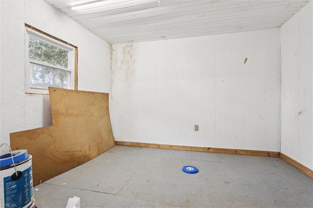 105 Beverly ST, Hampton, VA 23669