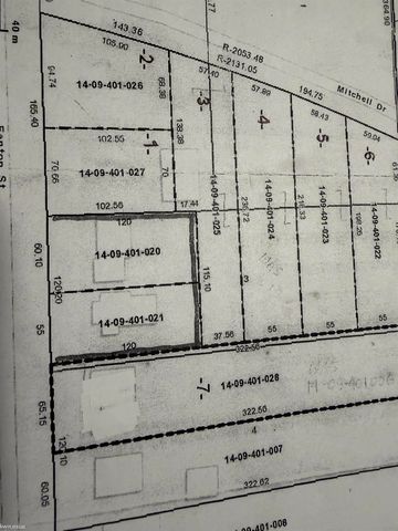 19861 Fenton Street, Roseville, MI 48066