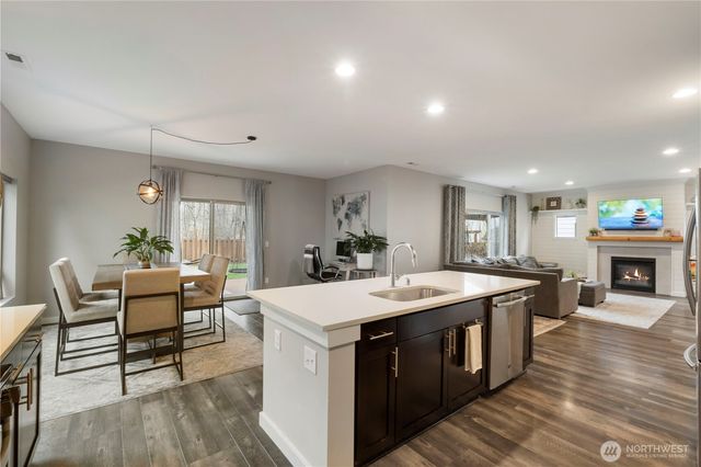 329 S Spruce Street, Buckley, WA 98321