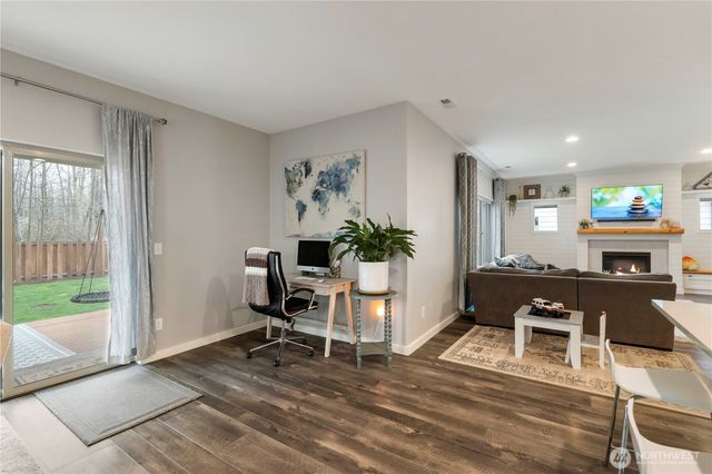 329 S Spruce Street, Buckley, WA 98321