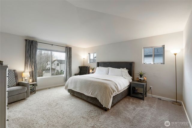 329 S Spruce Street, Buckley, WA 98321