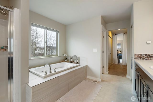 329 S Spruce Street, Buckley, WA 98321