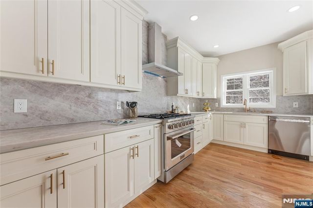 10 Old Rifle Camp Road, Woodland Park, NJ 07424