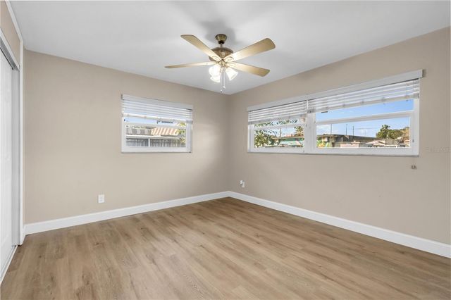 6860 PARK STREET S, South Pasadena, FL 33707