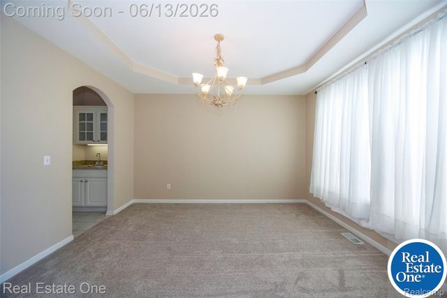 857 Saint James Park Avenue, Monroe Charter Township, MI 48161