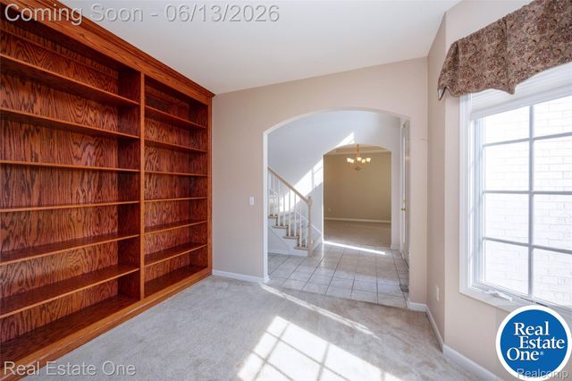 857 Saint James Park Avenue, Monroe Charter Township, MI 48161
