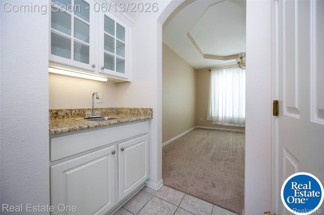 857 Saint James Park Avenue, Monroe Charter Township, MI 48161