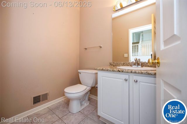 857 Saint James Park Avenue, Monroe Charter Township, MI 48161