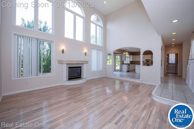 857 Saint James Park Avenue, Monroe Charter Township, MI 48161