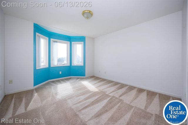 857 Saint James Park Avenue, Monroe Charter Township, MI 48161