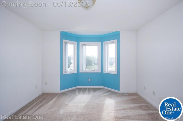 857 Saint James Park Avenue, Monroe Charter Township, MI 48161