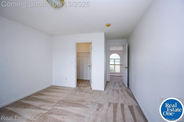 857 Saint James Park Avenue, Monroe Charter Township, MI 48161
