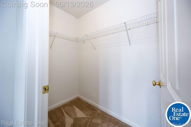 857 Saint James Park Avenue, Monroe Charter Township, MI 48161