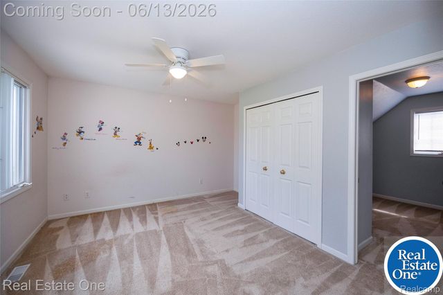 857 Saint James Park Avenue, Monroe Charter Township, MI 48161