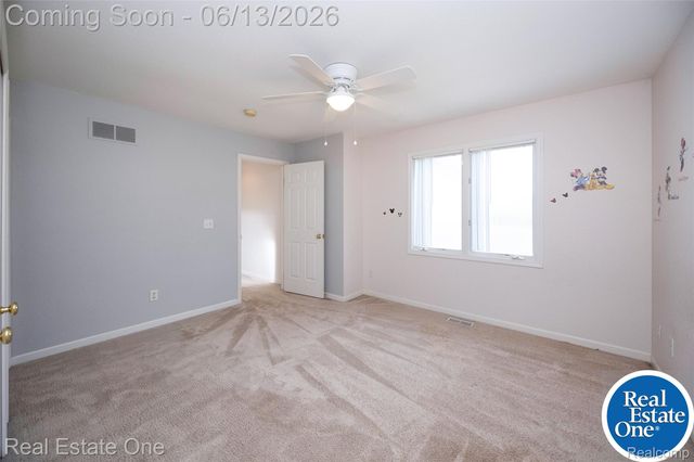 857 Saint James Park Avenue, Monroe Charter Township, MI 48161