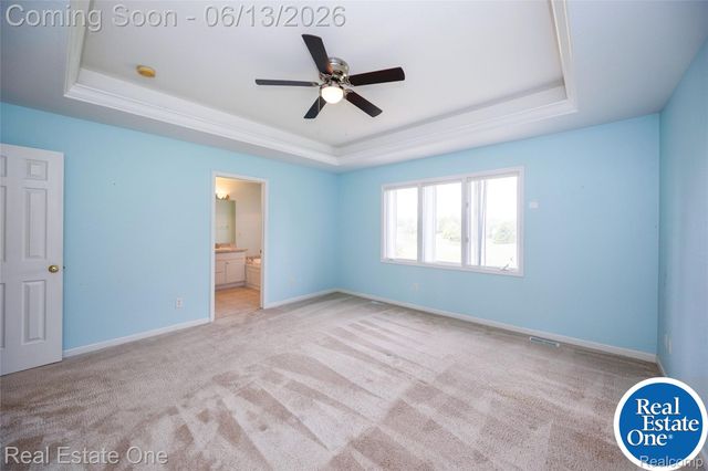 857 Saint James Park Avenue, Monroe Charter Township, MI 48161