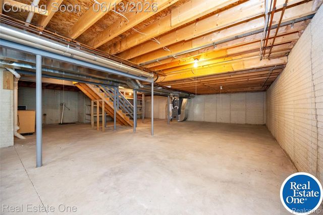 857 Saint James Park Avenue, Monroe Charter Township, MI 48161