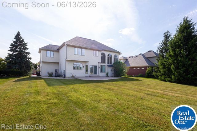 857 Saint James Park Avenue, Monroe Charter Township, MI 48161