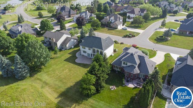 857 Saint James Park Avenue, Monroe Charter Township, MI 48161
