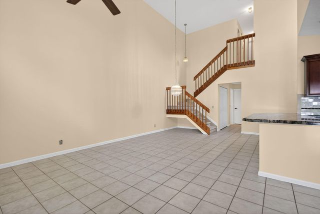 7364 Pinewalk Drive S, Margate, FL 33063