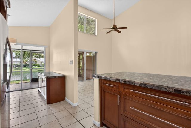 7364 Pinewalk Drive S, Margate, FL 33063