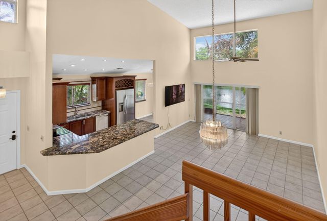 7364 Pinewalk Drive S, Margate, FL 33063