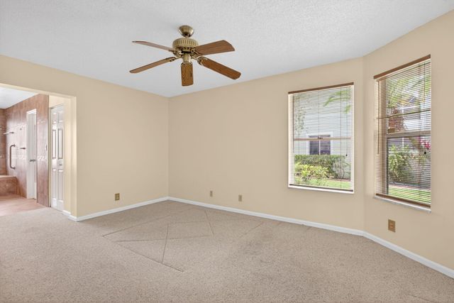 7364 Pinewalk Drive S, Margate, FL 33063