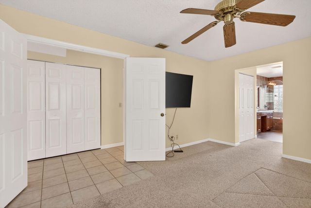 7364 Pinewalk Drive S, Margate, FL 33063