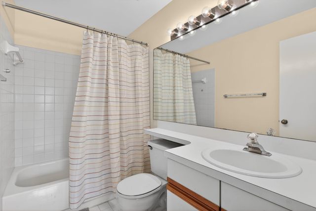 7364 Pinewalk Drive S, Margate, FL 33063