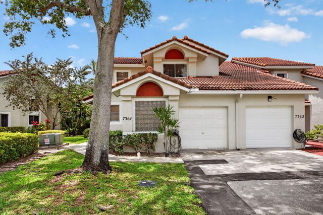 7364 Pinewalk Drive S, Margate, FL 33063